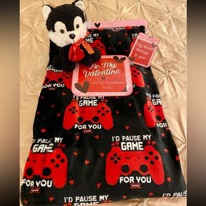 “I’d Pause My Game For You” Valentines Throw Blanket With Puppy Plush